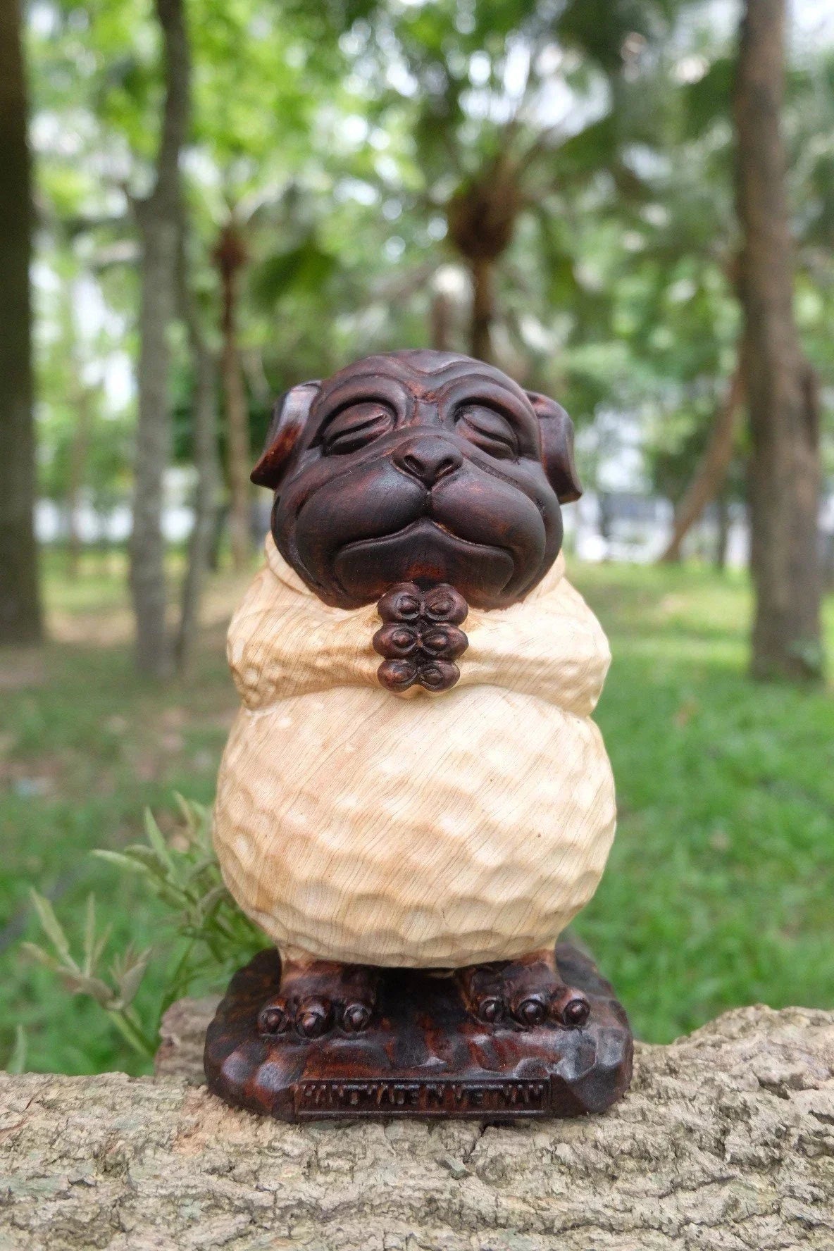 dark poly meditating dog statue 5.jpg dark poly meditating dog statue 5.jpg